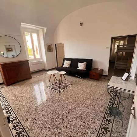 Sea View, In The Old Town Apartment Santo Stefano al Mare