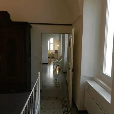 Sea View, In The Old Town Apartment Santo Stefano al Mare