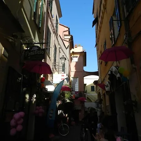 Sea View, In The Old Town * Santo Stefano al Mare