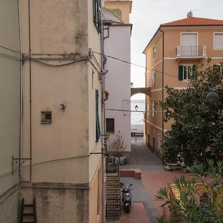 Sea View, In The Old Town * Santo Stefano al Mare