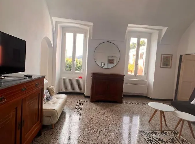 Sea View, In The Old Town *