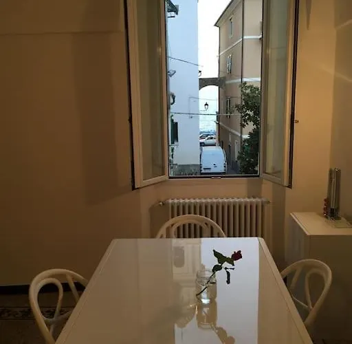 Apartment Sea View, In The Old Town *