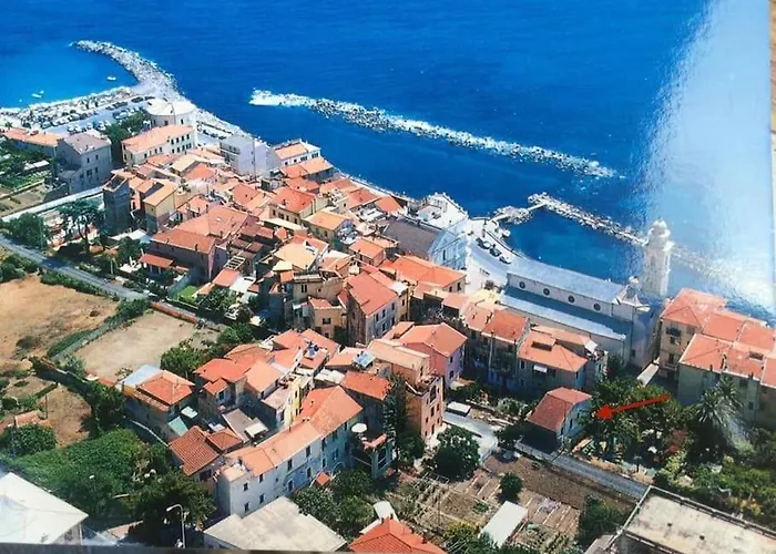 Sea View, In The Old Town *